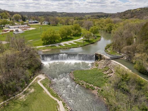 Lanesboro, MN 55949