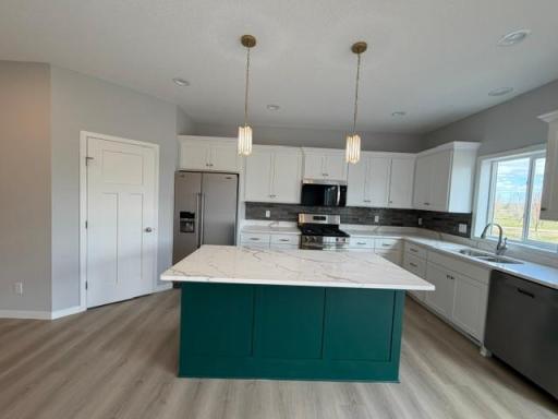 981 45th Avenue NE, Saint Cloud, MN 56304