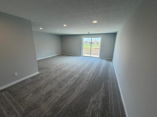 981 45th Avenue NE, Saint Cloud, MN 56304