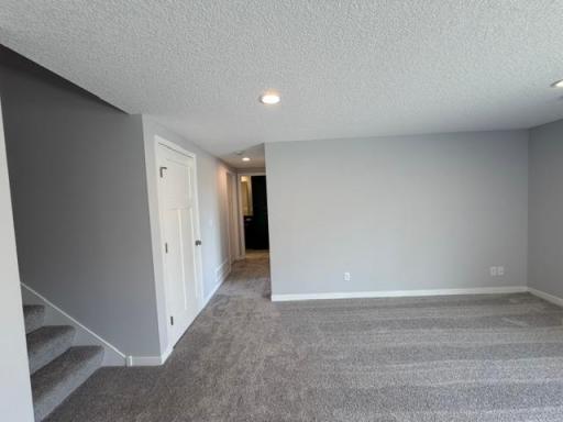 981 45th Avenue NE, Saint Cloud, MN 56304