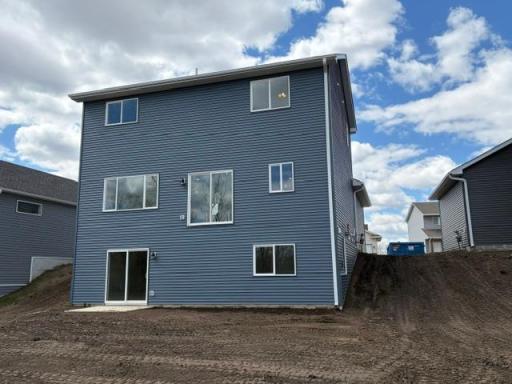 981 45th Avenue NE, Saint Cloud, MN 56304