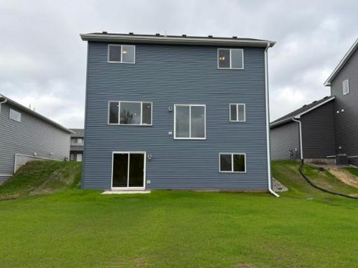 981 45th Avenue NE, Saint Cloud, MN 56304