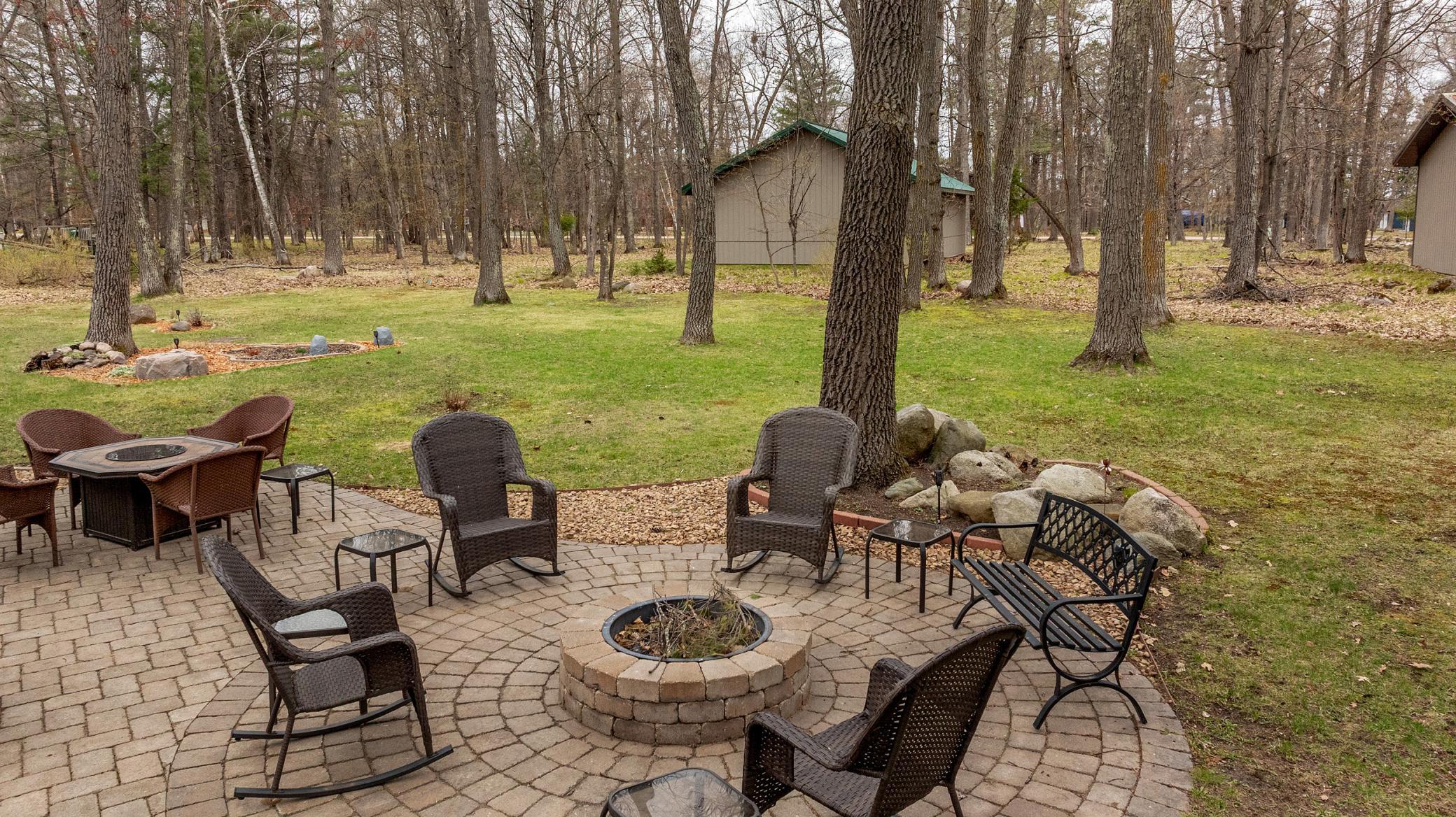 Paver firepit