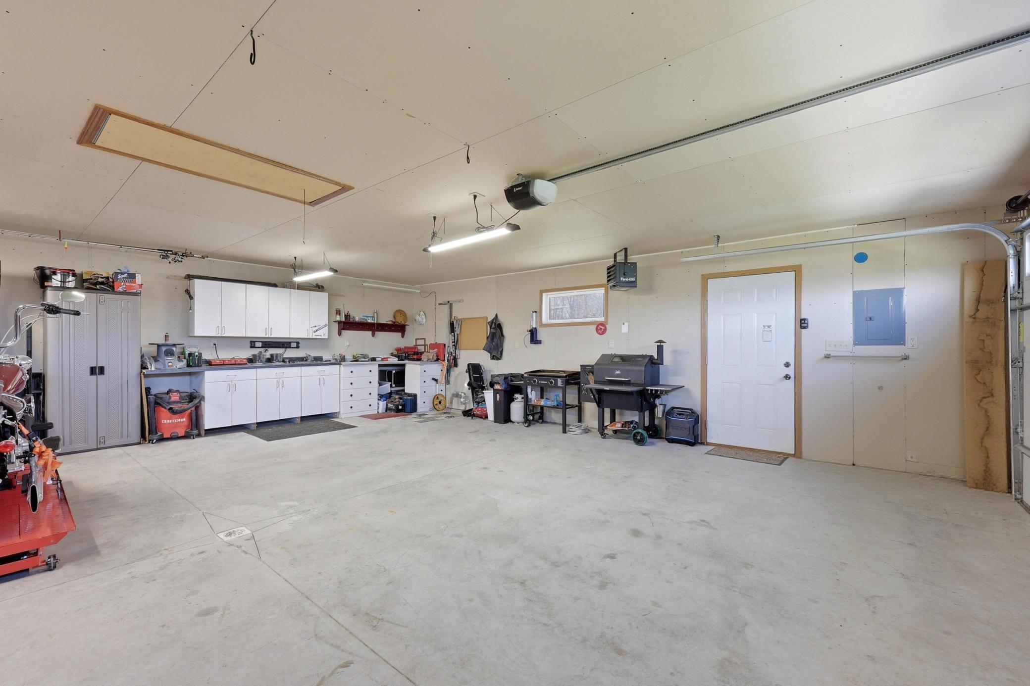 Detached Garage