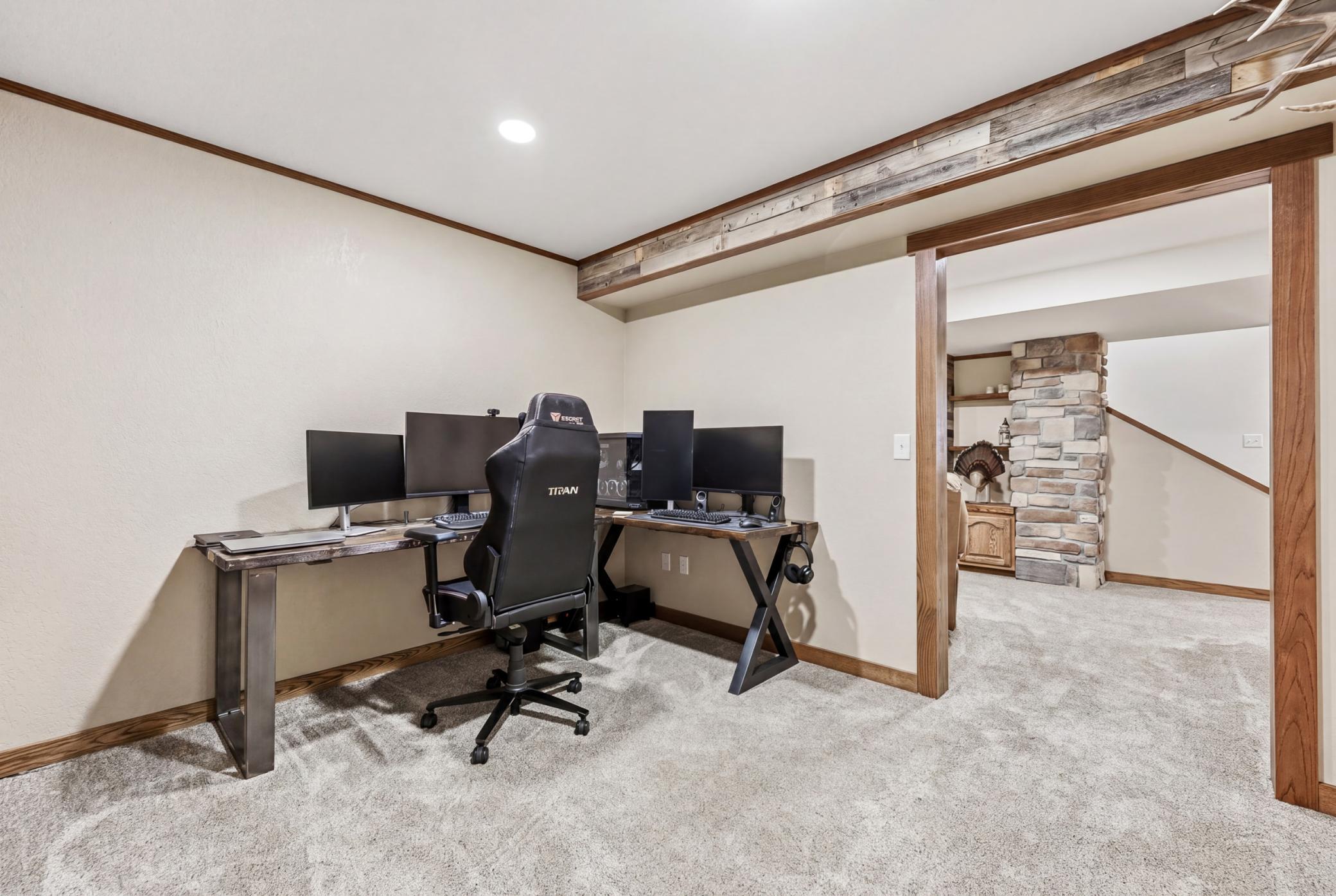 Flex Room