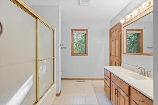 1072 Buck Ridge, Hudson, WI 54016