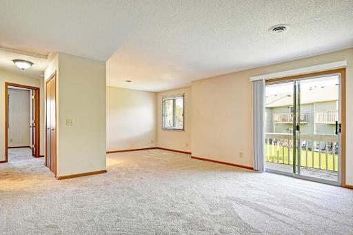 6240 Magda Drive, D, Osseo, MN 55369