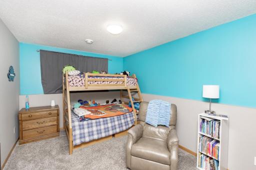 983 42nd Avenue W, West Fargo, ND 58078