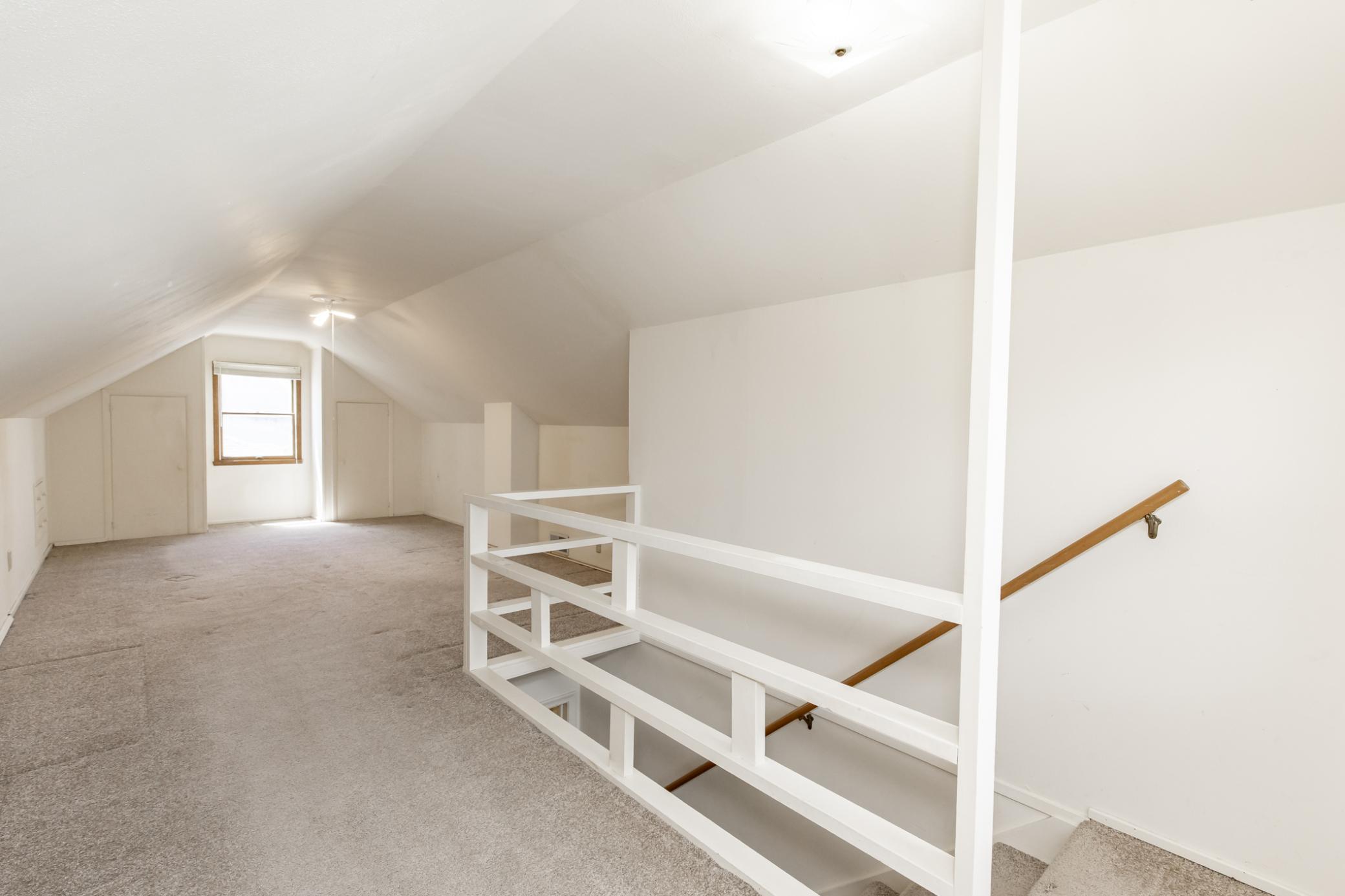 Loft/Bedroom 2