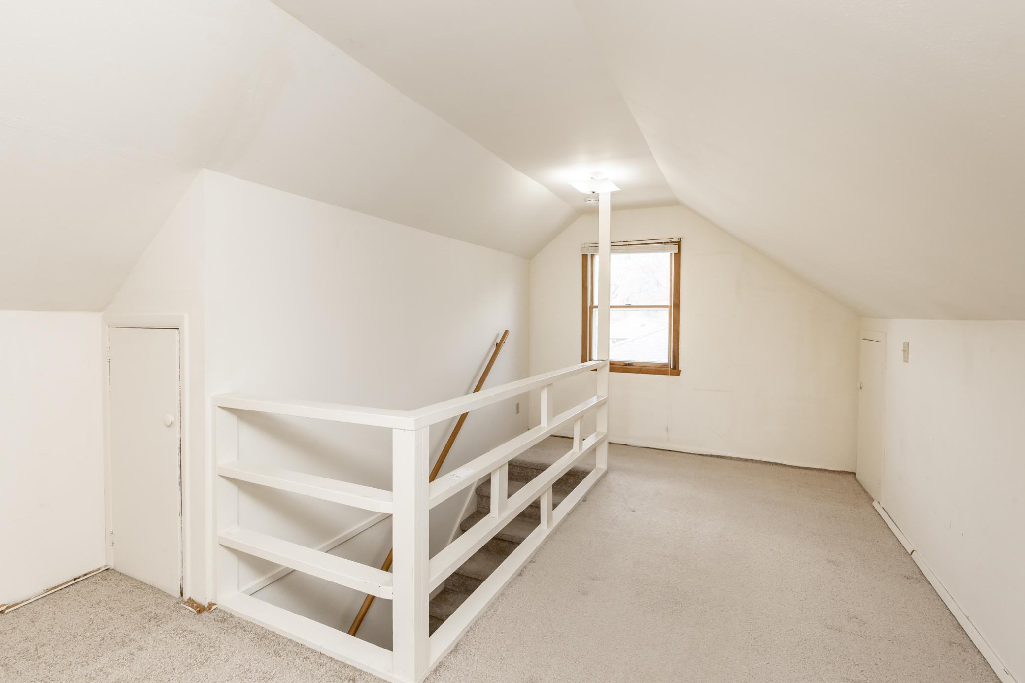 Loft/Bedroom 2