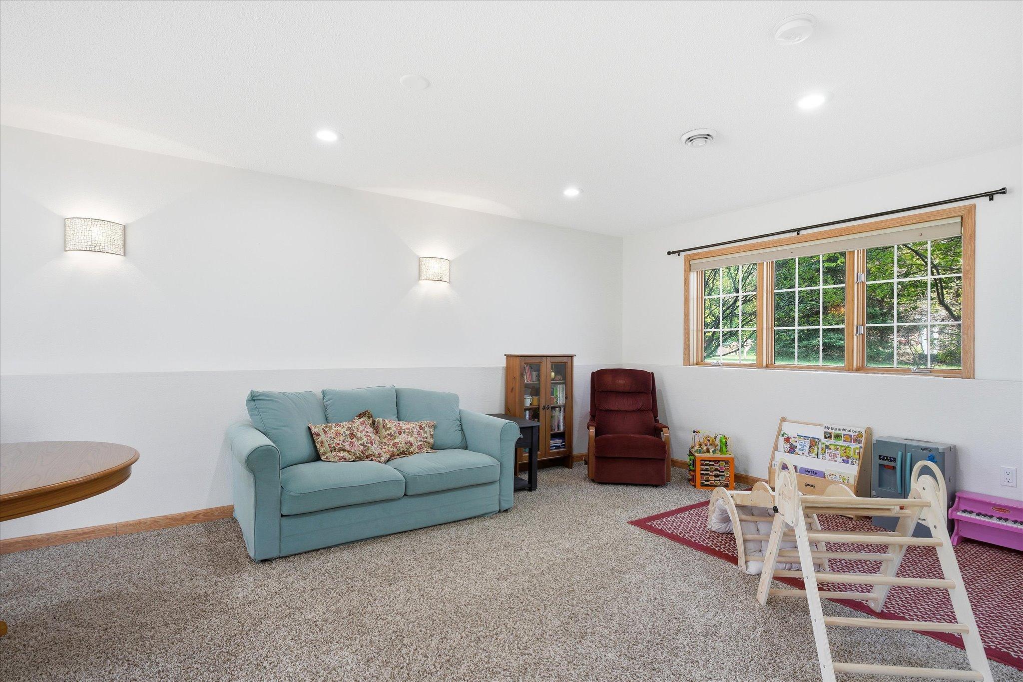 1113 S 2nd St, Princeton