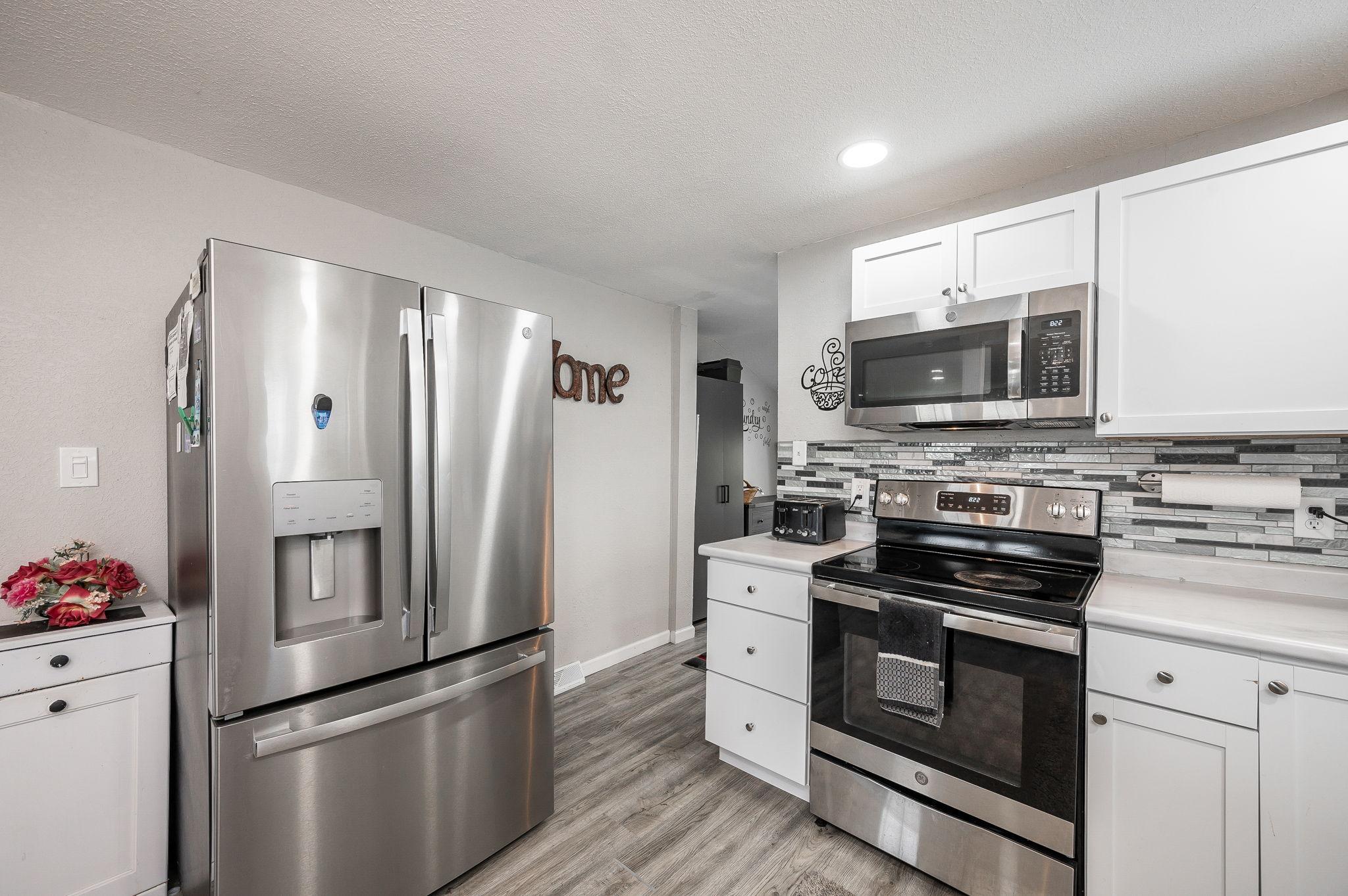 All New Stainless Appliances