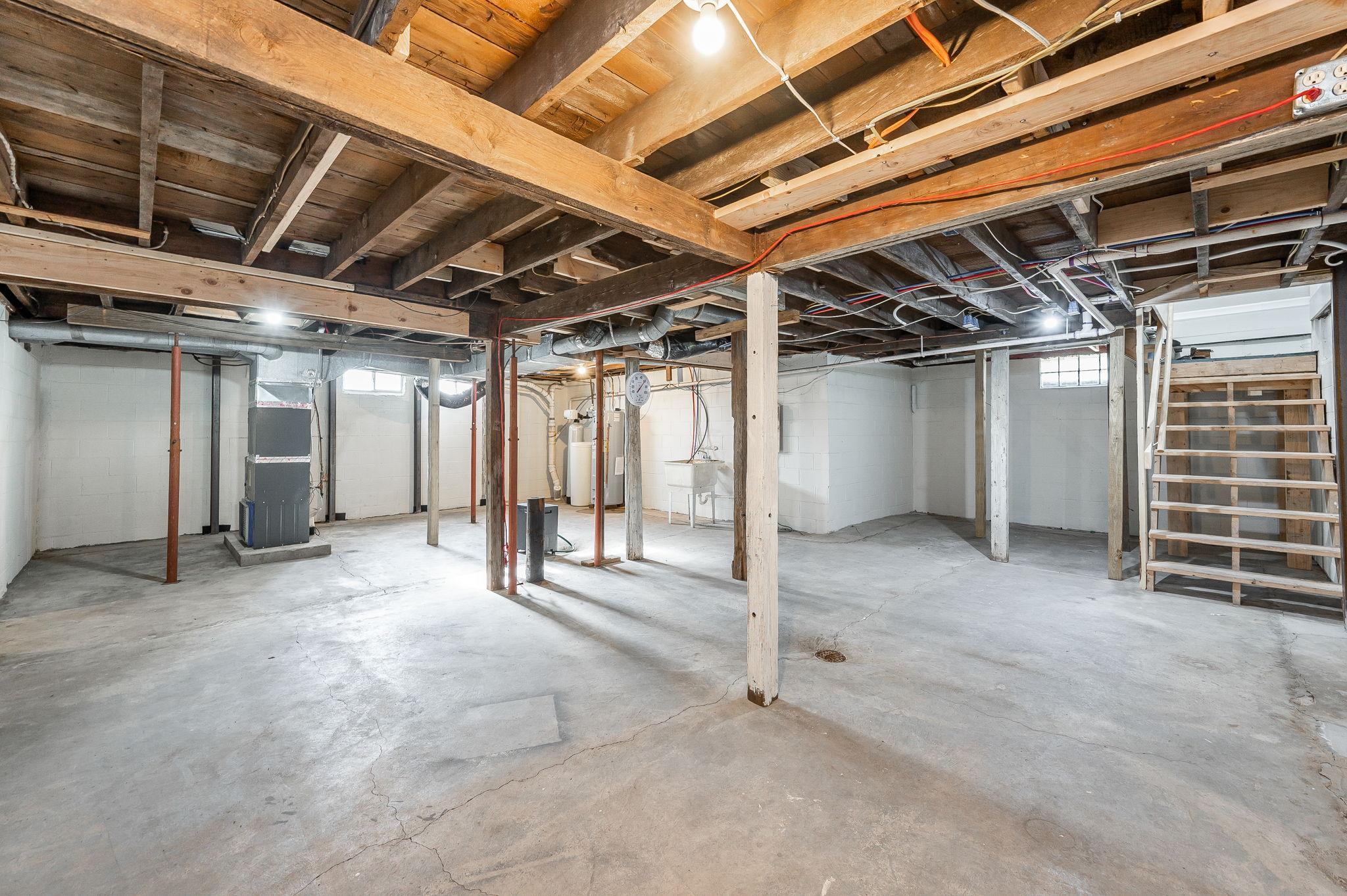 Full Basement