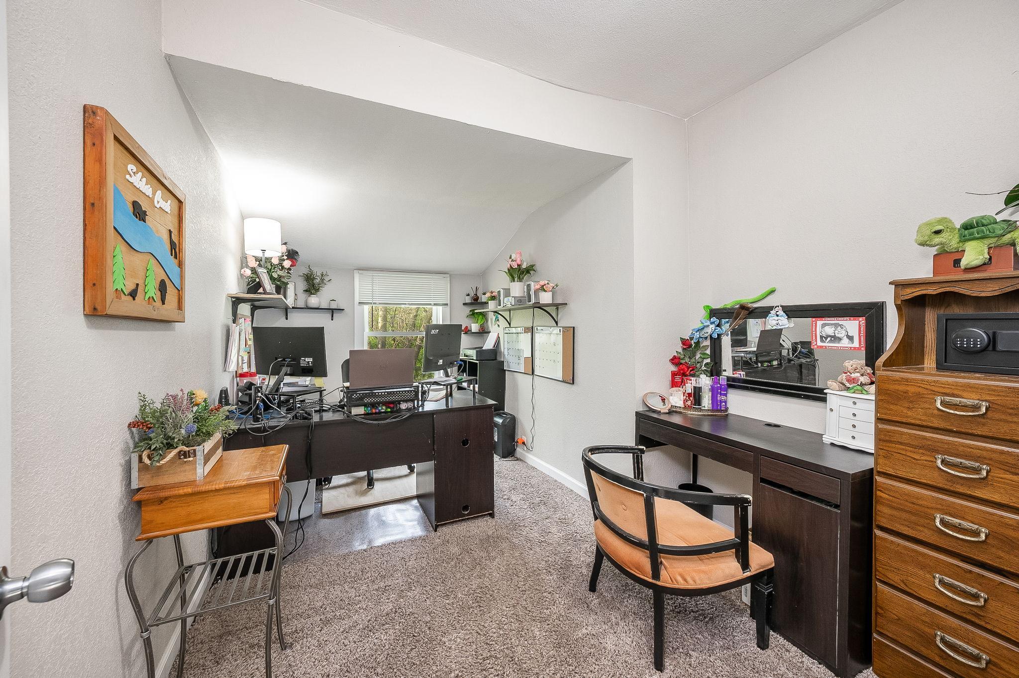 Office / Bedroom 2
