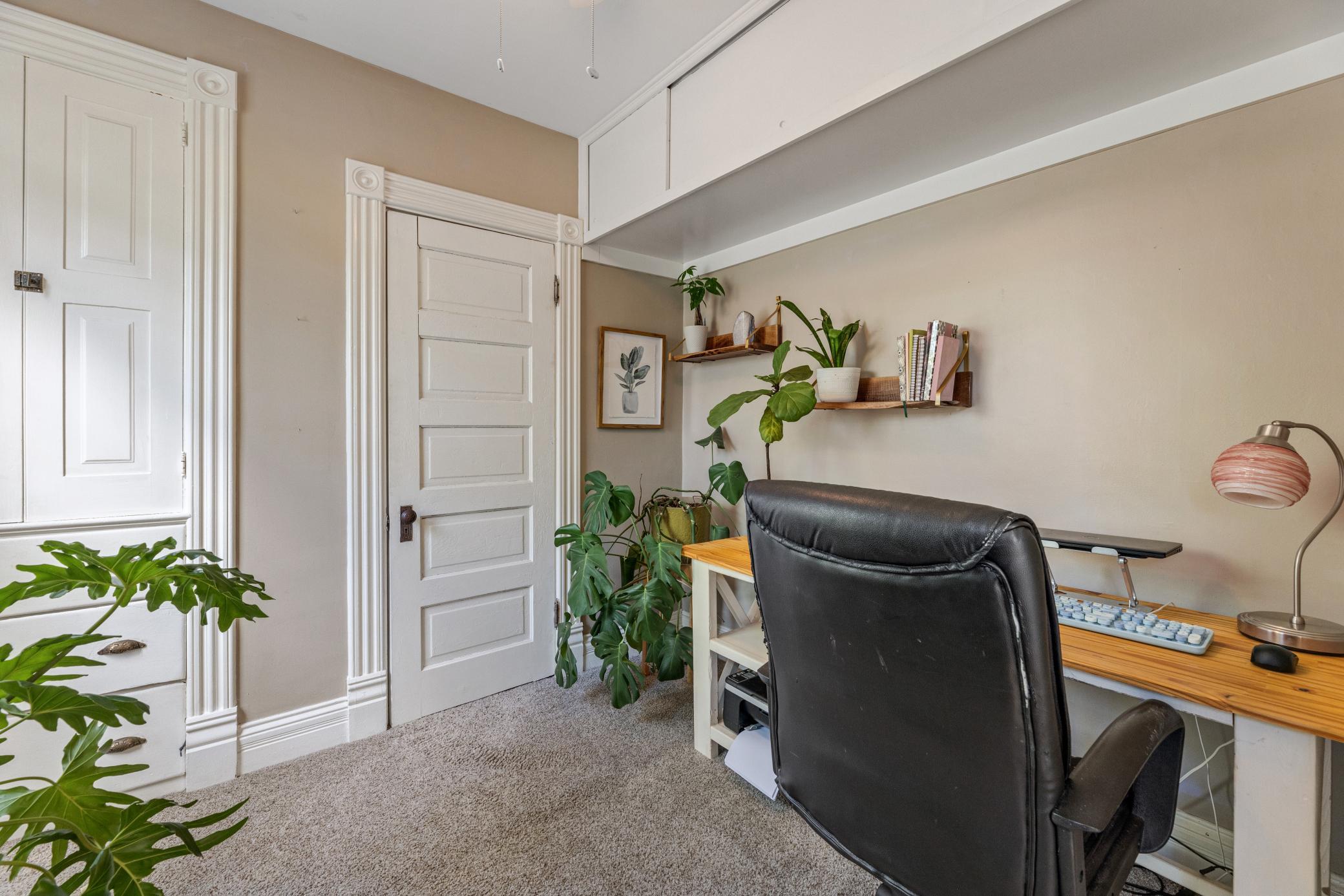 Bedroom 1 bonus space
