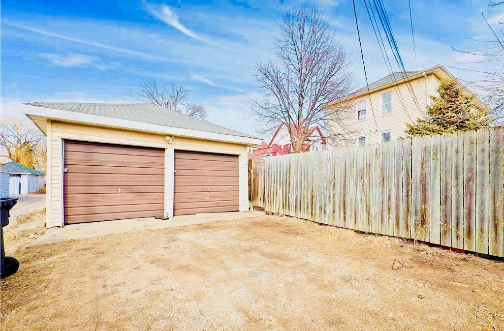 3724 bloomington garage.jpg