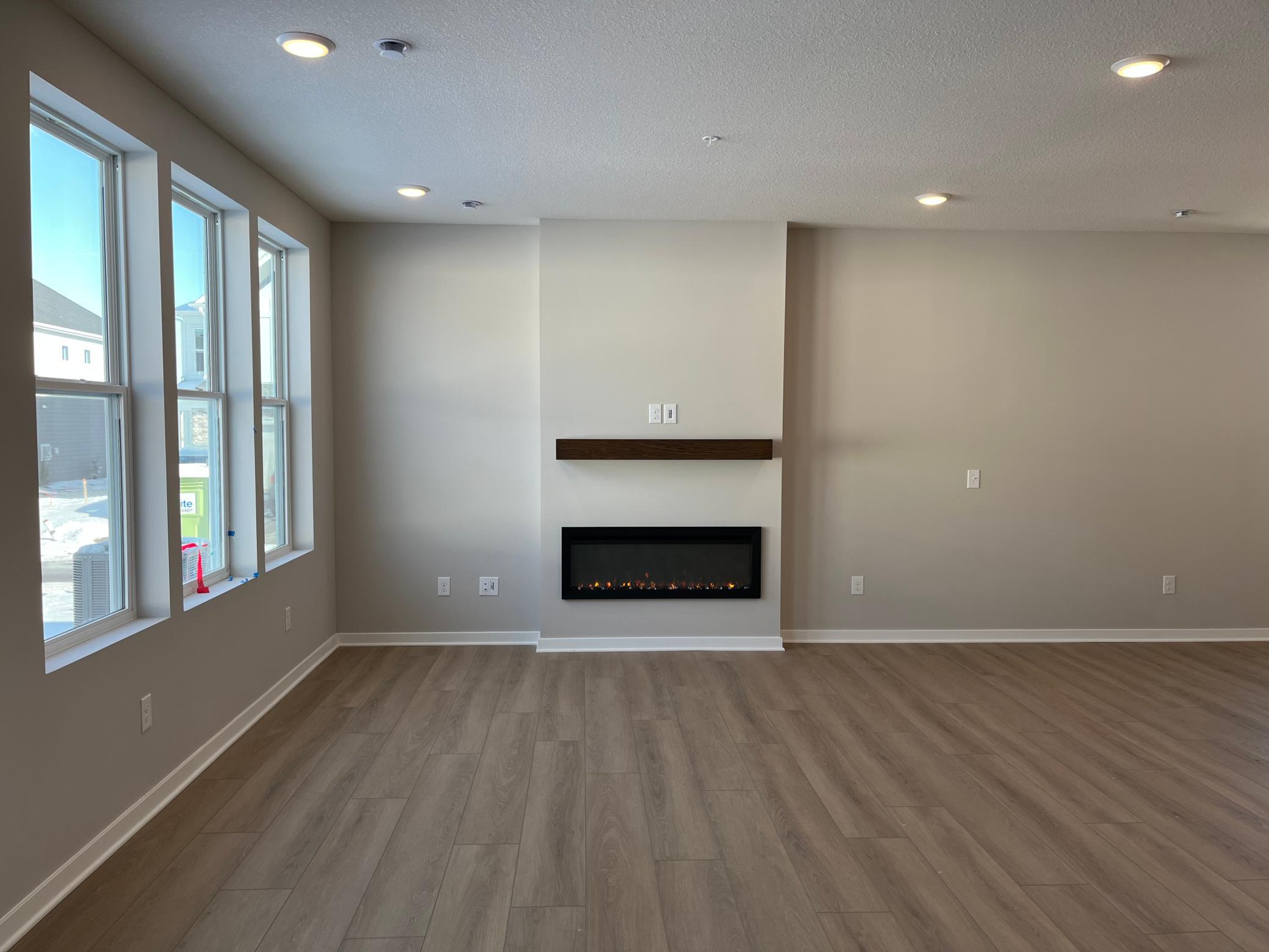 Electric fireplace and mantle
