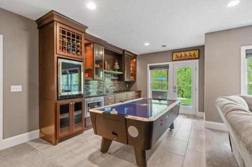 5275 Ranchview Lane N, Minneapolis, MN 55446