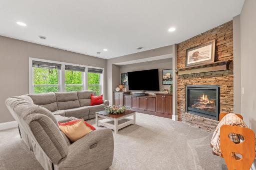 5275 Ranchview Lane N, Minneapolis, MN 55446