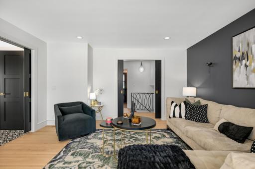 524 Mississippi River Boulevard S, Saint Paul, MN 55116