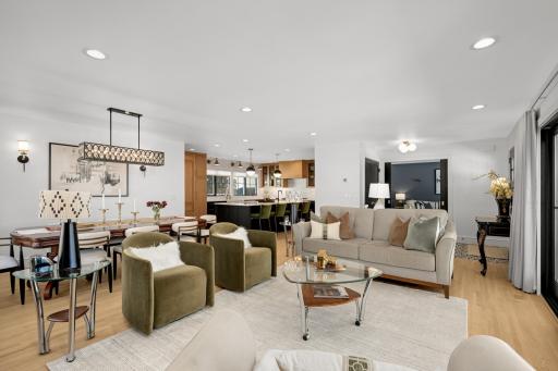 524 Mississippi River Boulevard S, Saint Paul, MN 55116