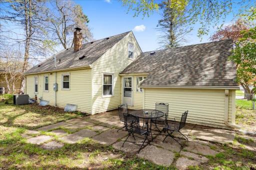 2099 Lacrosse Avenue, Saint Paul, MN 55119