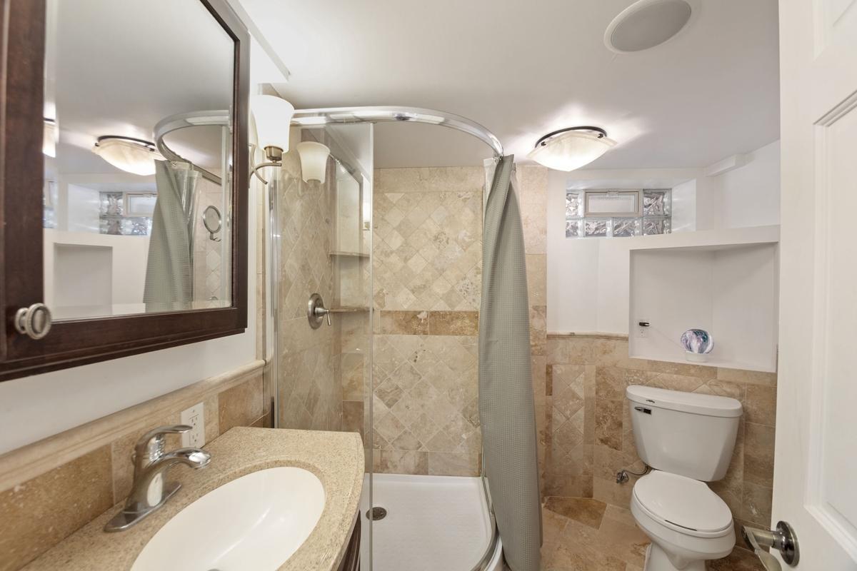 Basement level 3/4 bathroom