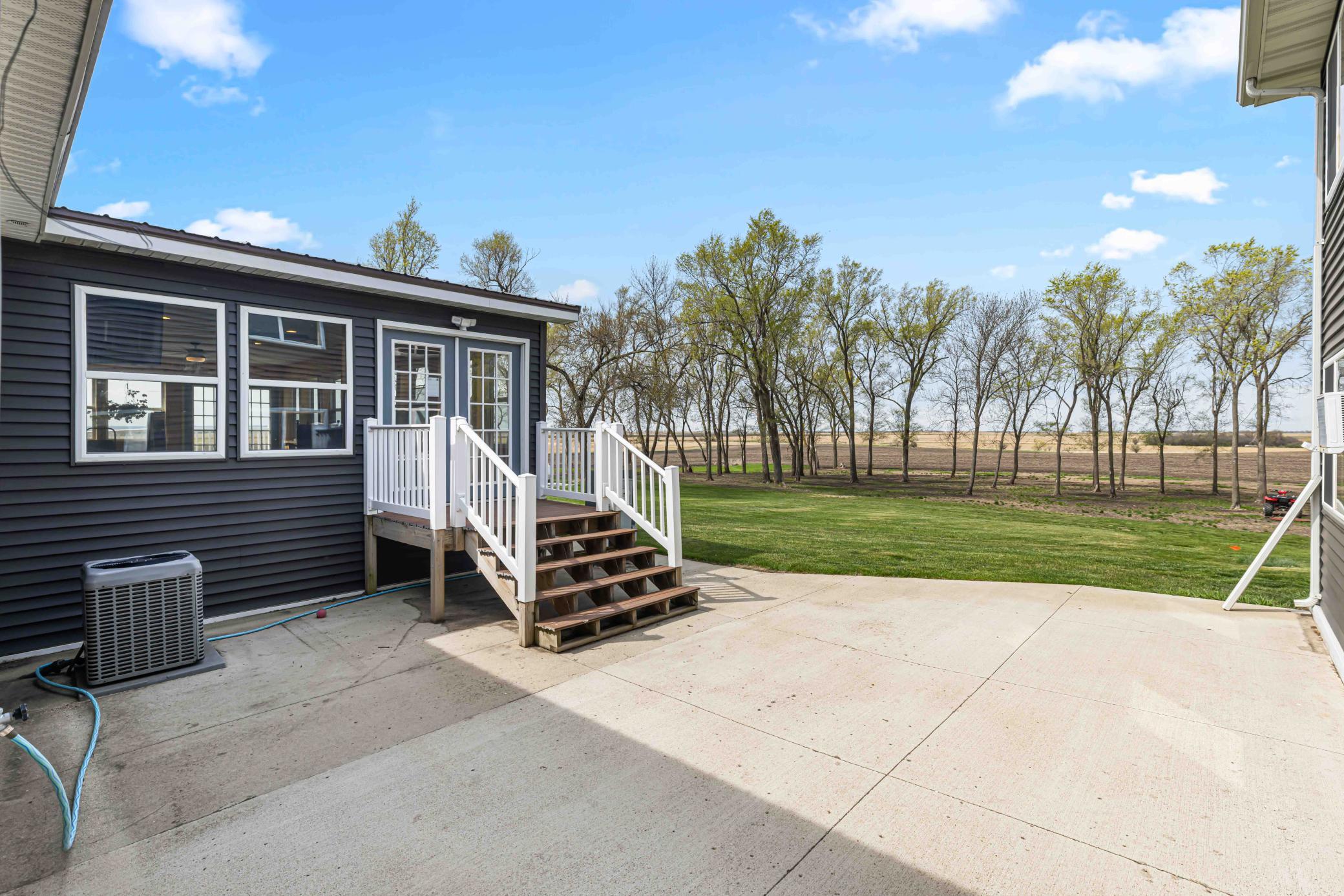 137 Roosevelt St Cayuga-14.jpg