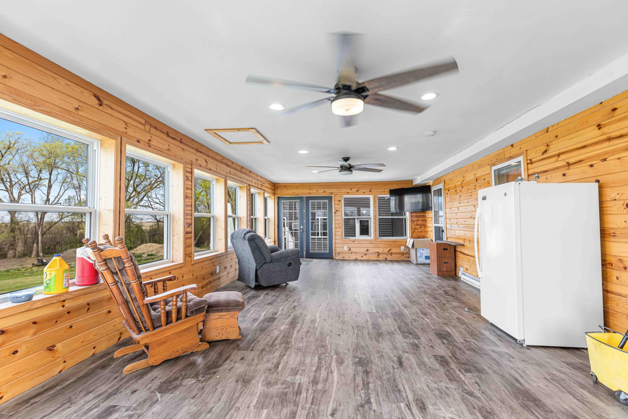 137 Roosevelt St Cayuga-32.jpg