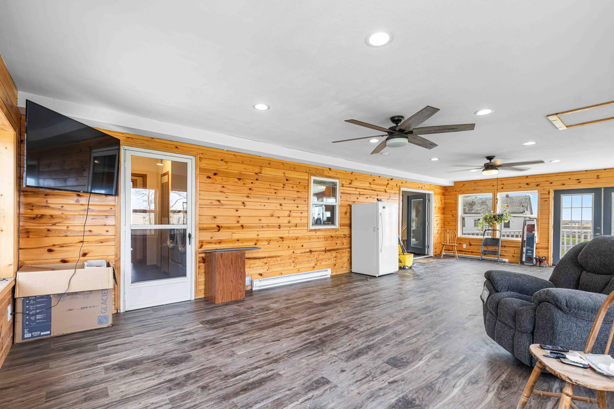 137 Roosevelt St Cayuga-33.jpg