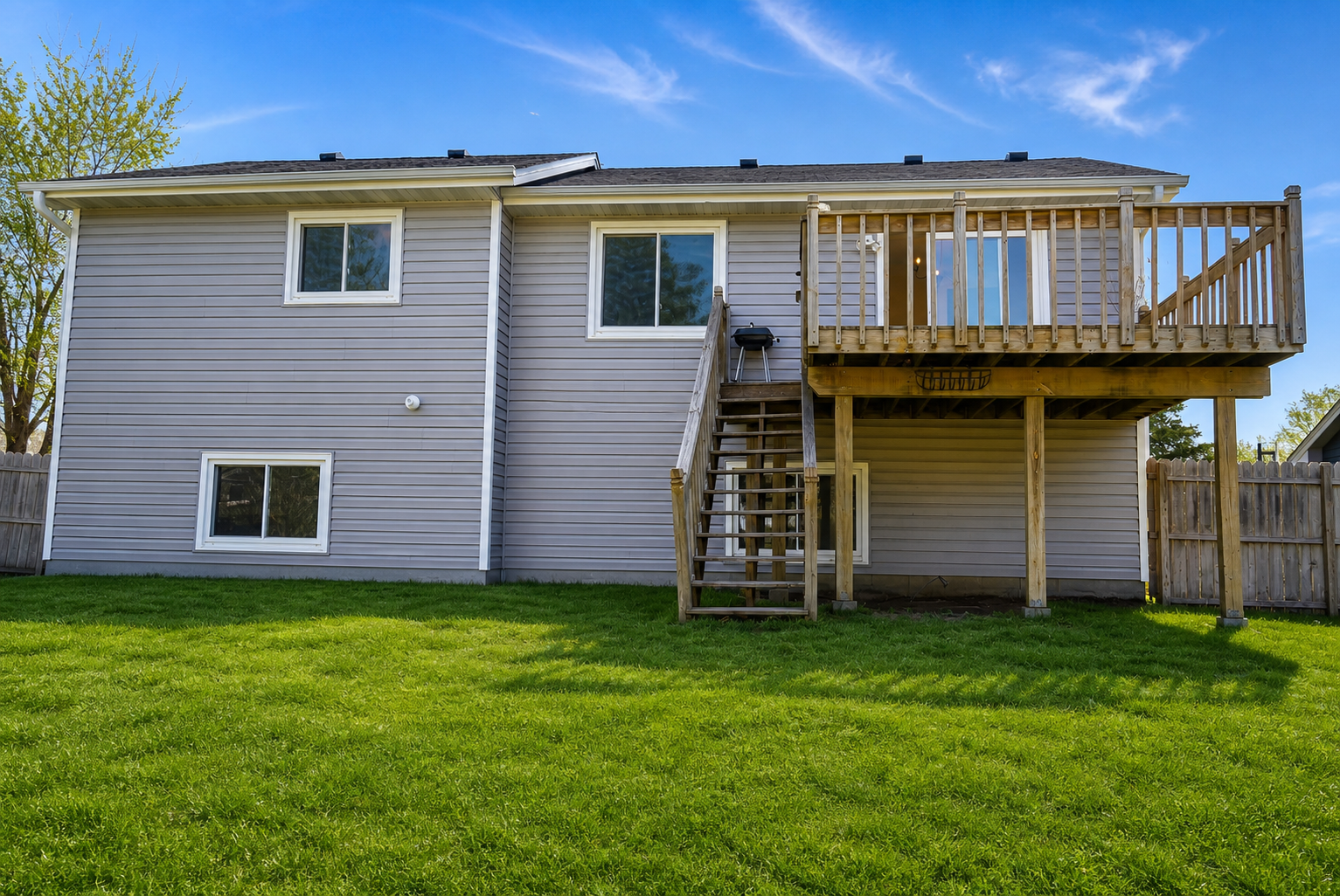 12382 Ivywood - Rear.png