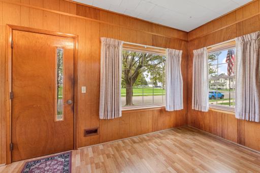 516 S Pine Street, Caledonia, MN 55921