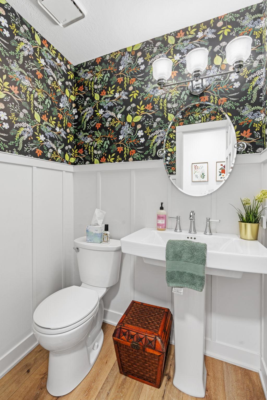 Main floor half bath.jpg