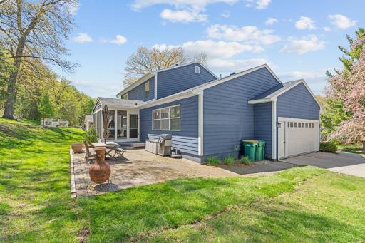 1371 Woodland Drive SW, Rochester, MN 55902