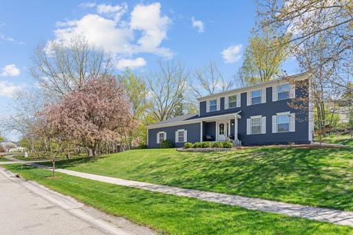 1371 Woodland Drive SW, Rochester, MN 55902