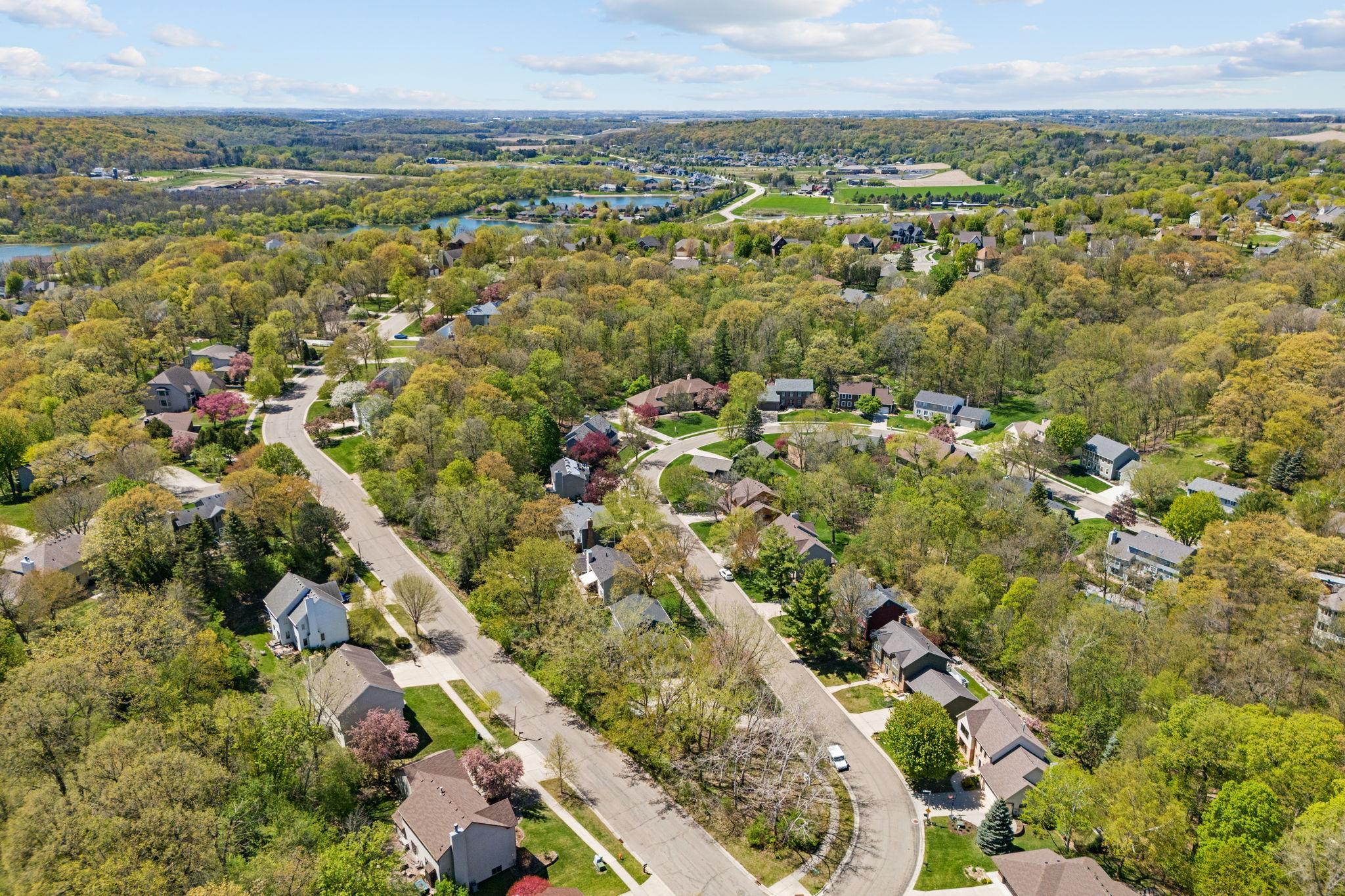 1371 Woodland Dr SW-22.jpg