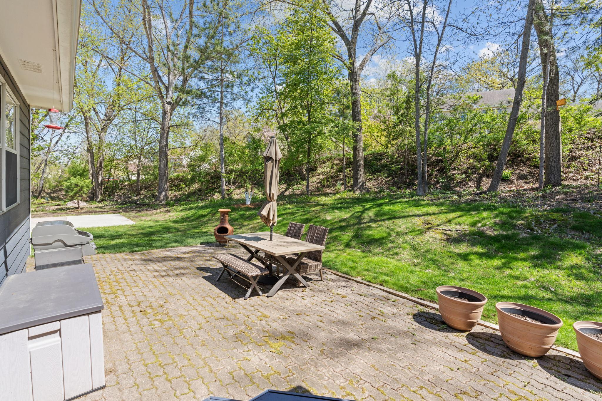 1371 Woodland Dr SW-11.jpg
