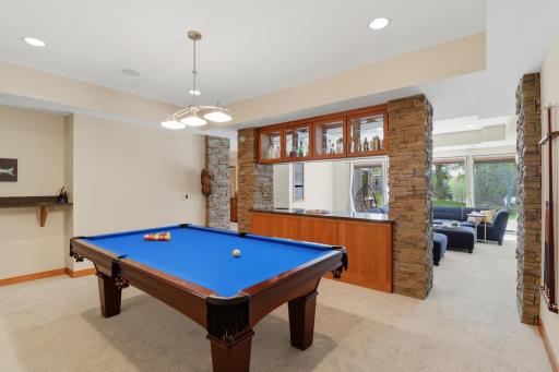 11641 Aileron Circle, Inver Grove Heights, MN 55077