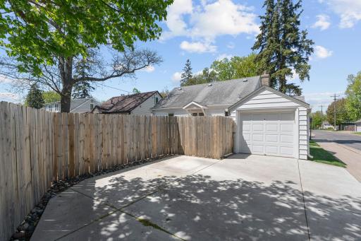 4101 Xenwood Avenue S, Saint Louis Park, MN 55416