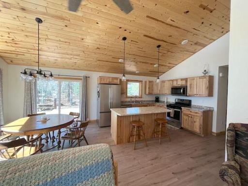 20411 Cr-52, Cook, MN 55723