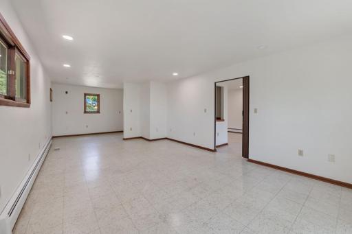 327 Krattley Lane, Hudson, WI 54016