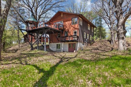 327 Krattley Lane, Hudson, WI 54016