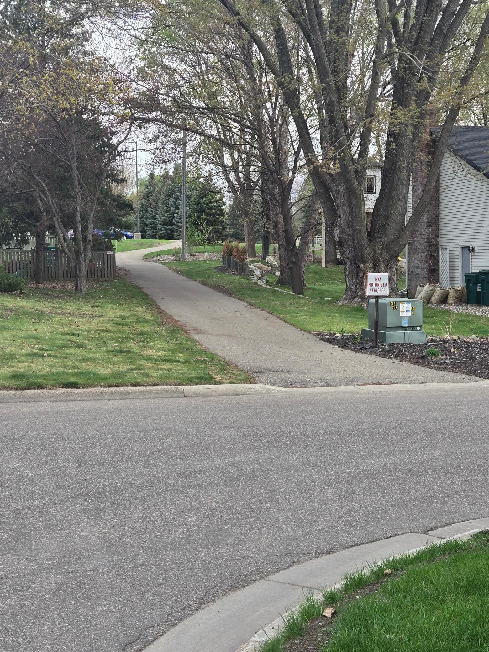 Path to Mendota Elementary school.