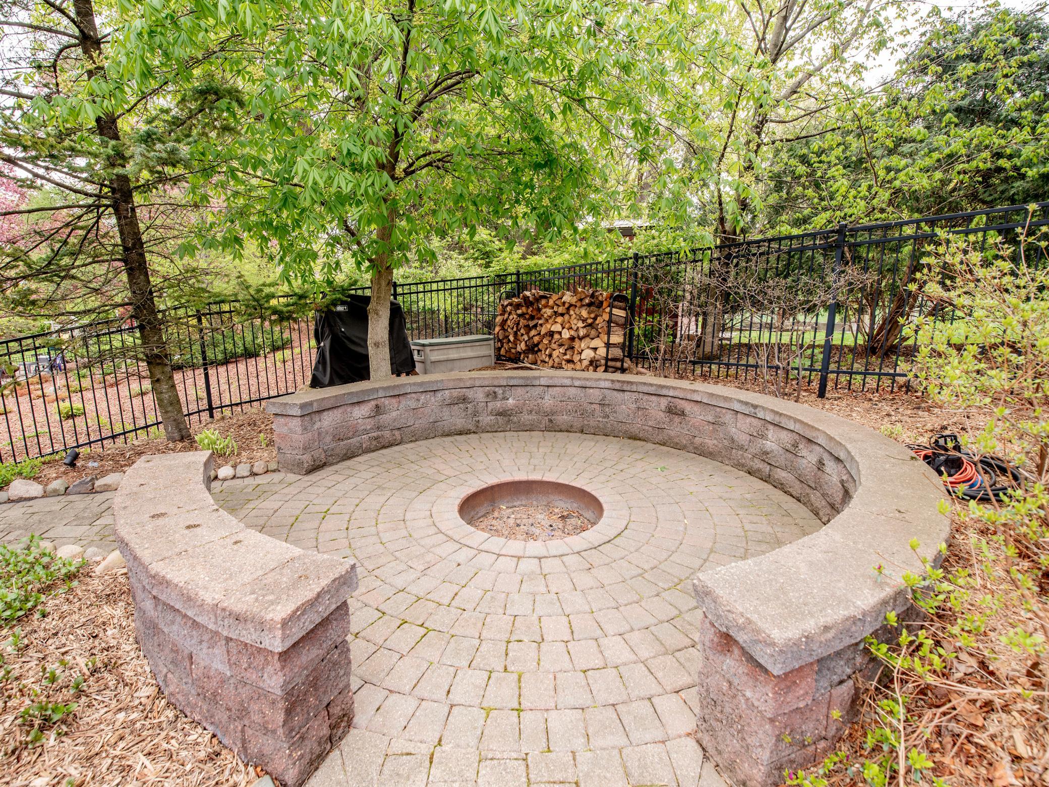 Firepit.