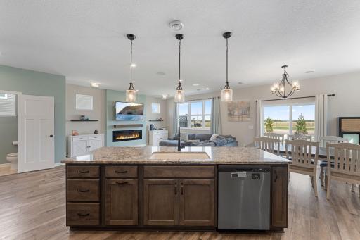 1847 Ivy Street, Shakopee, MN 55379