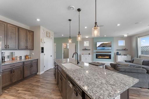 1847 Ivy Street, Shakopee, MN 55379