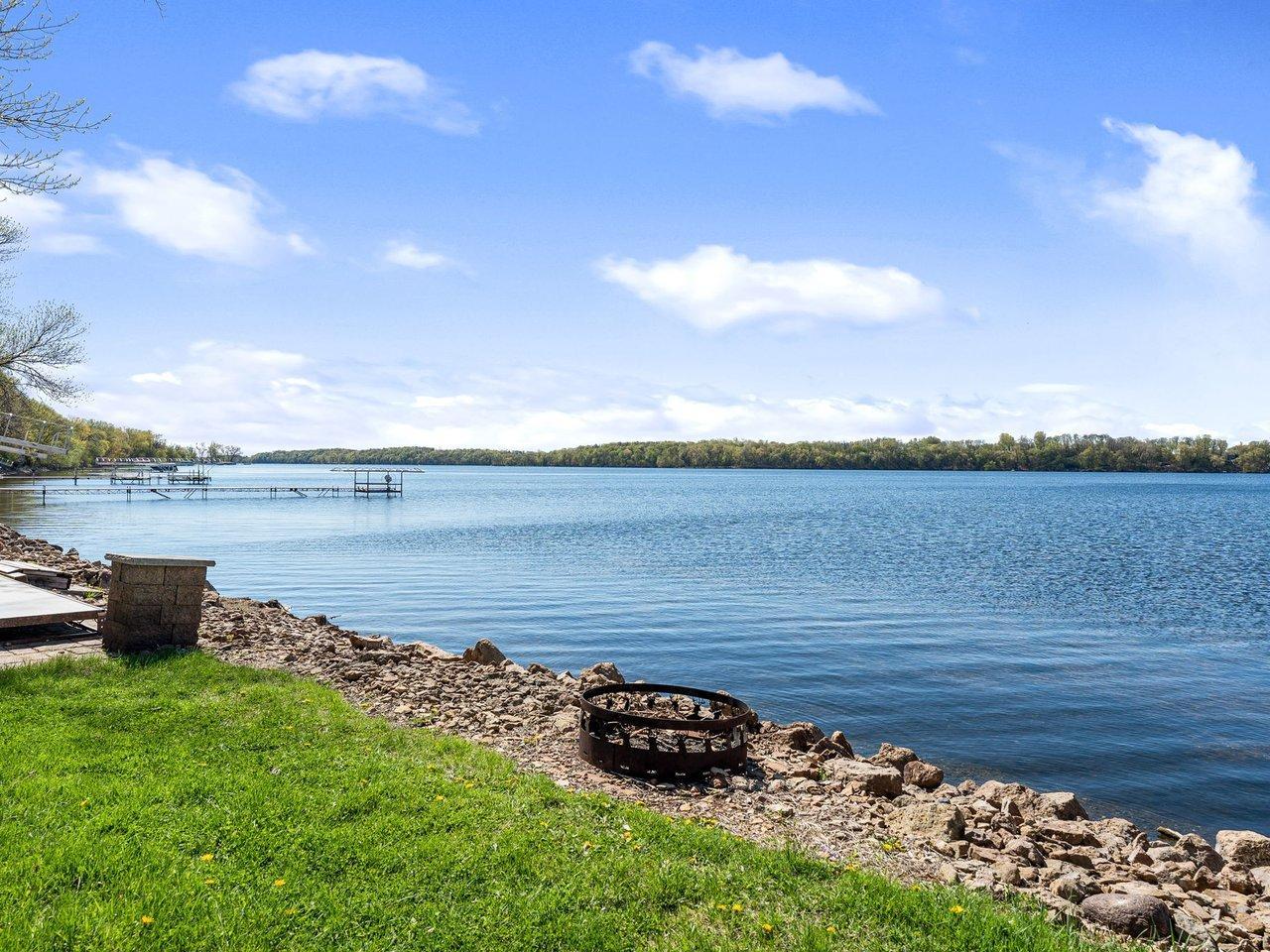 13-custom-18747-tetonka-lake-ln.jpg