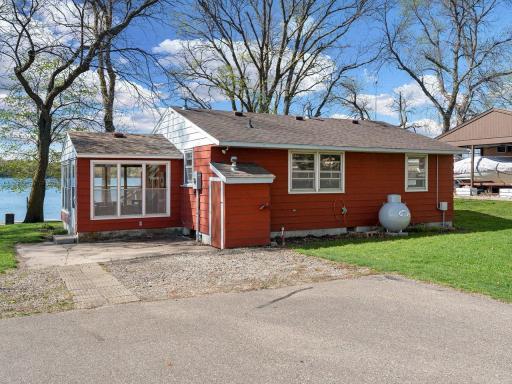 18747 Tetonka Lake Lane N, Waterville, MN 56096