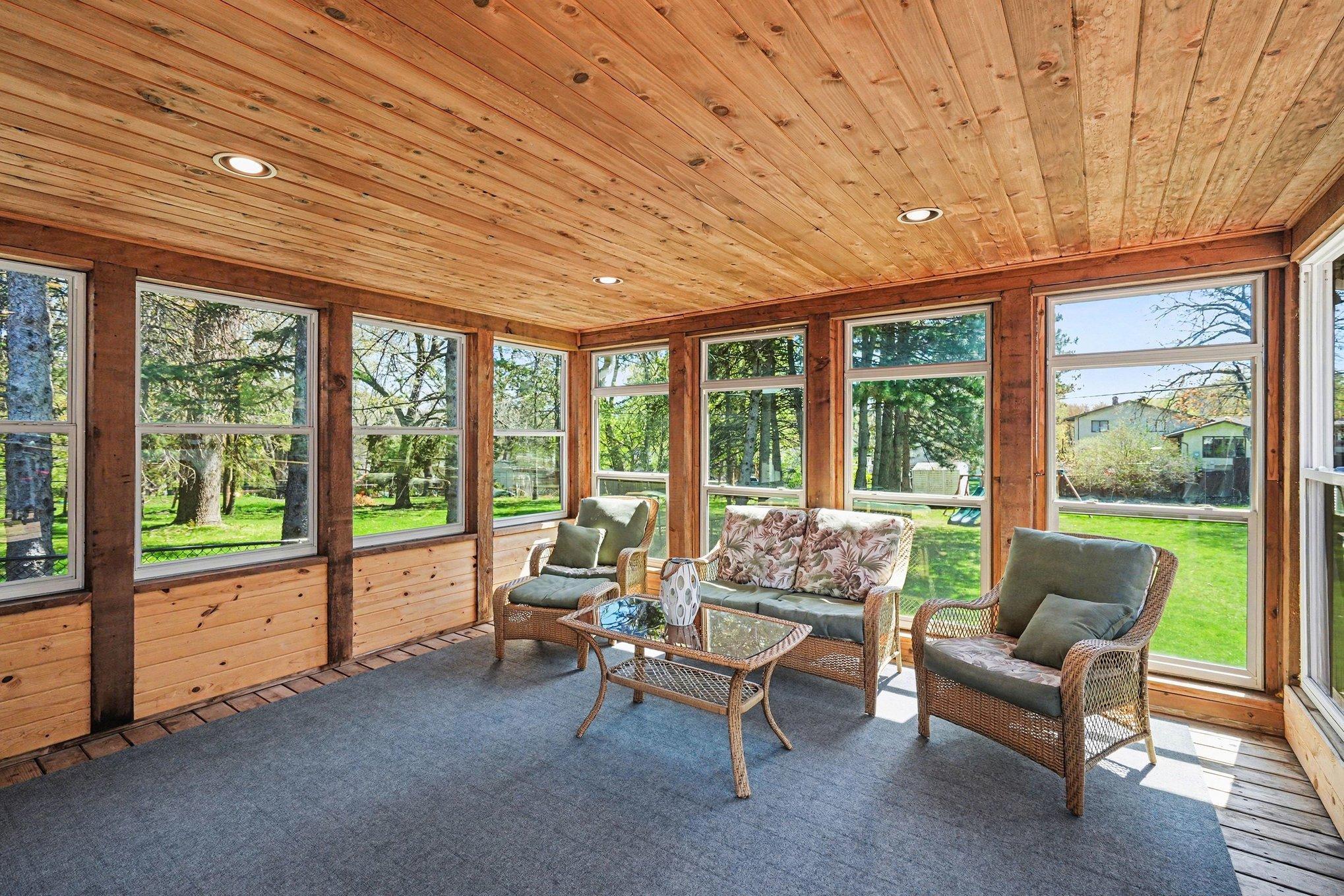 3 season porch