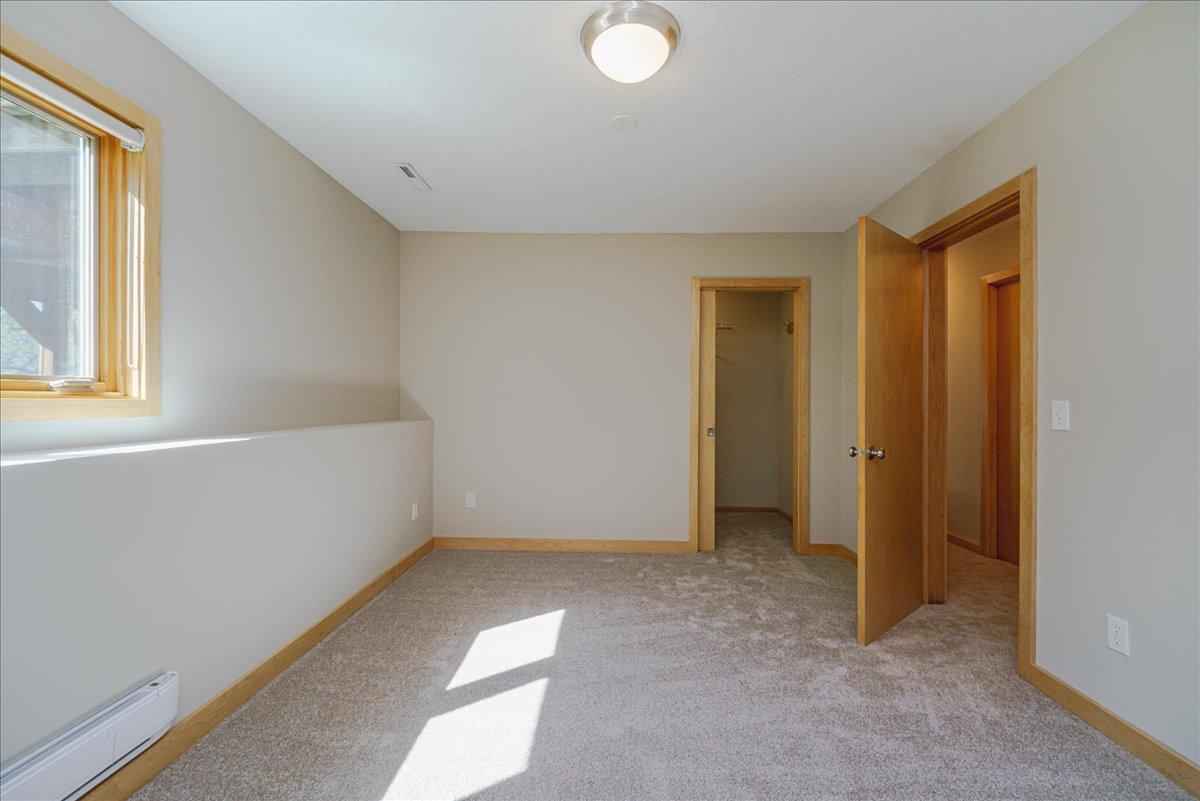 Bedroom 4 in LL w/ walk-in closet